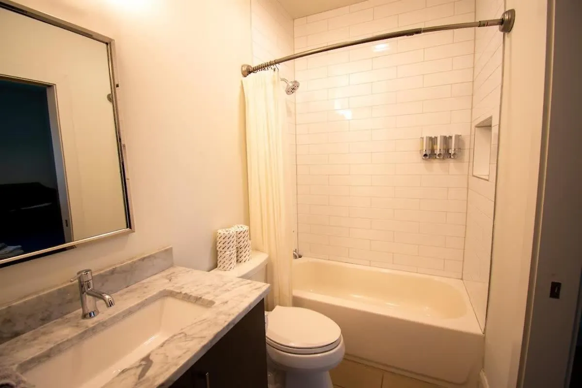 Holiday home Spacious Home In Nashville - 2Mi To Lower Broadway